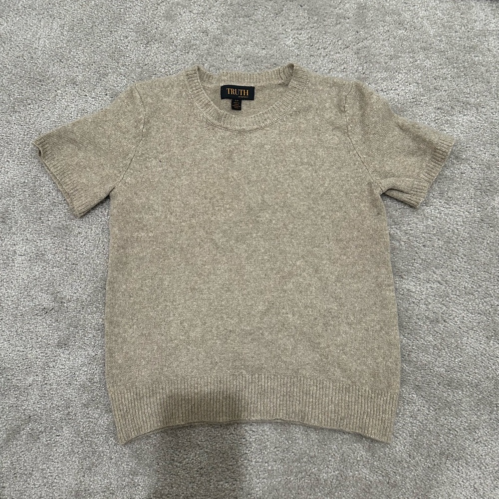 Truth by Republic Short Sleeve Top Tanish/Brown Size Small Petite